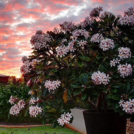 Mantra Frangipani Broome Exterior photo