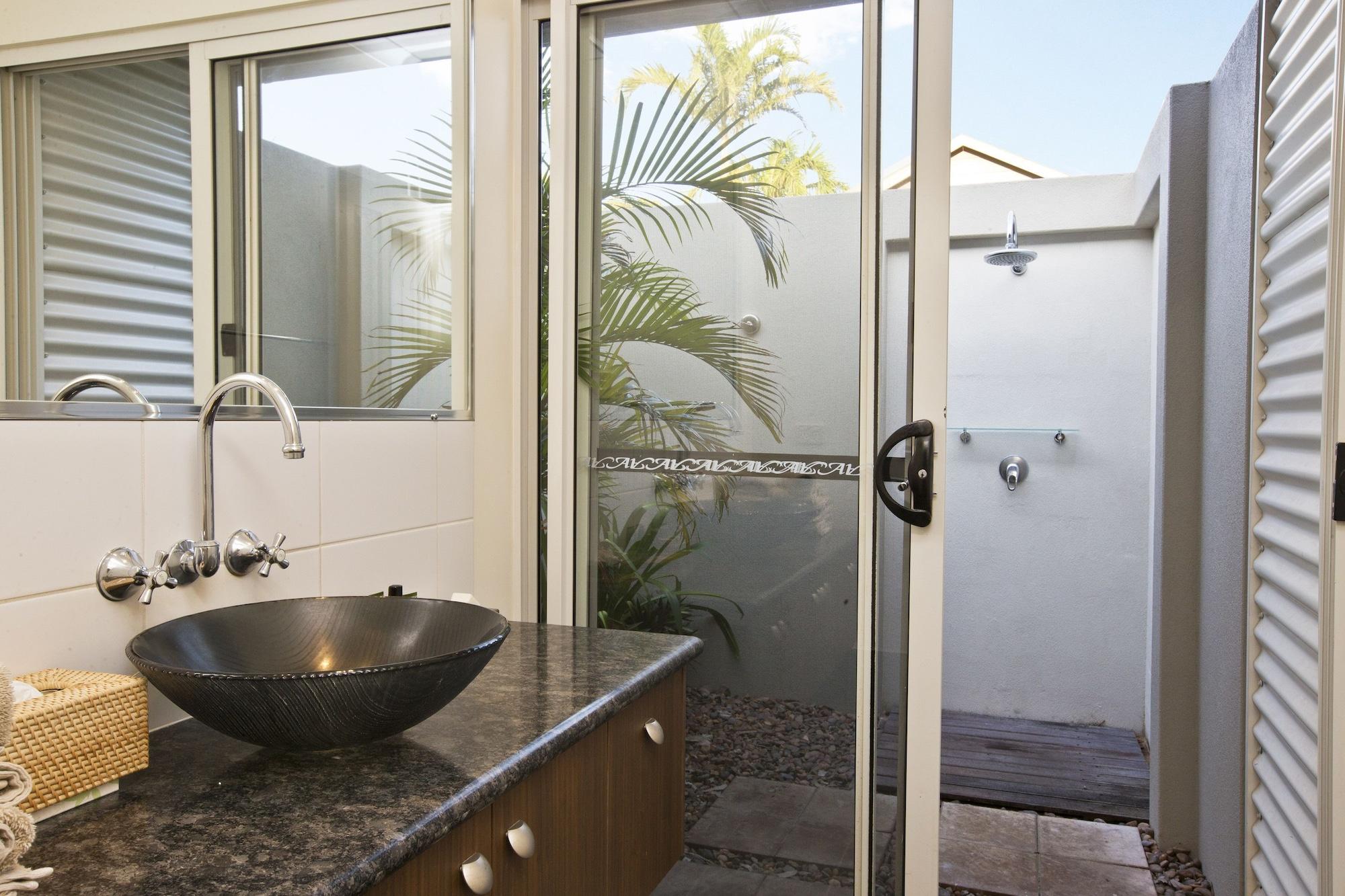 Mantra Frangipani Broome Exterior photo